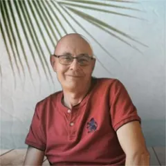 Steeve, médium, tarot et astrologie